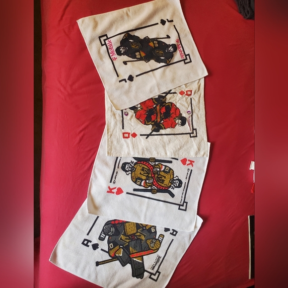 Las vegas Golden knights "playing cards" (4) towel set - Picture 5 of 5